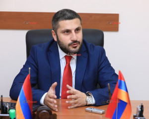 ՄԻ ԱՆԳԱՄ ԲԱՆԱԿՈՒՄ