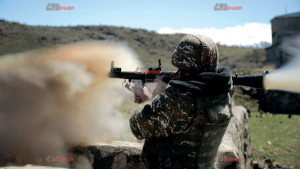 SOLDIERS IN FIRING RANGE