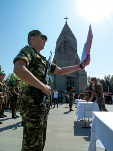 ԵՐԴՈՒՄ «ԵՌԱԲԼՈՒՐ» ԶԻՆՎՈՐԱԿԱՆ ՊԱՆԹԵՈՆՈՒՄ